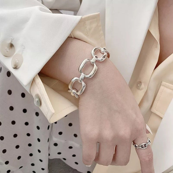 Bianca Chunky Sterling Silver Interlinking bracelet 