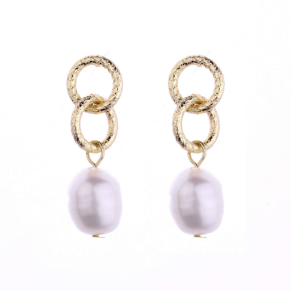 Diana Freshwater Pearl Earrings