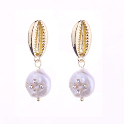 Kim Freshwater Pearl Earrings